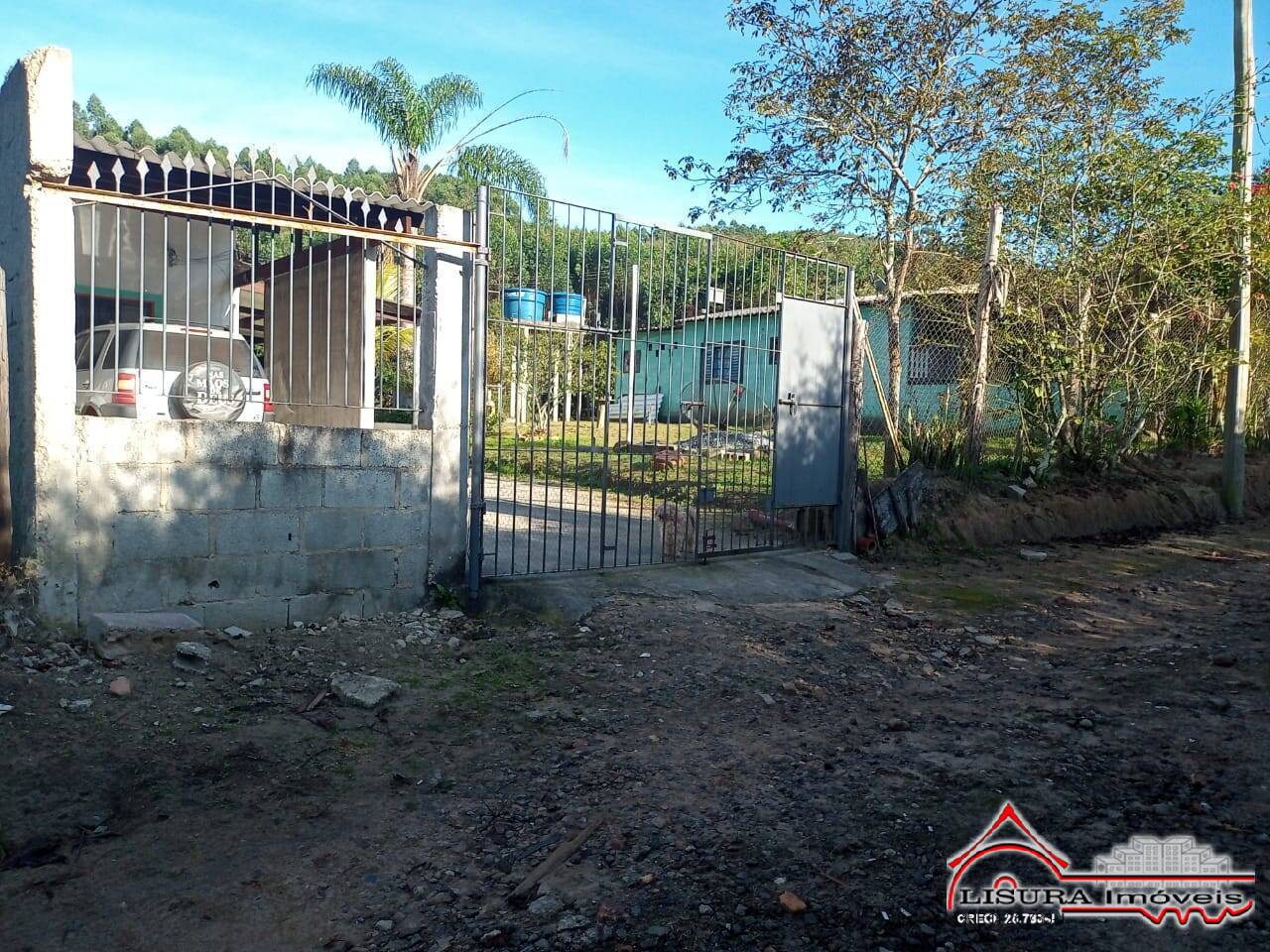 Fazenda à venda com 3 quartos, 400m² - Foto 1