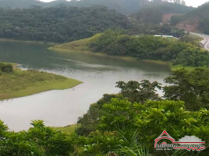 Fazenda à venda com 5 quartos, 1000m² - Foto 1