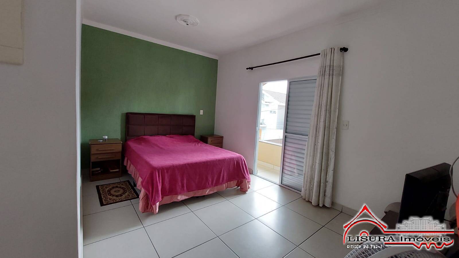 Casa à venda com 3 quartos, 210m² - Foto 10