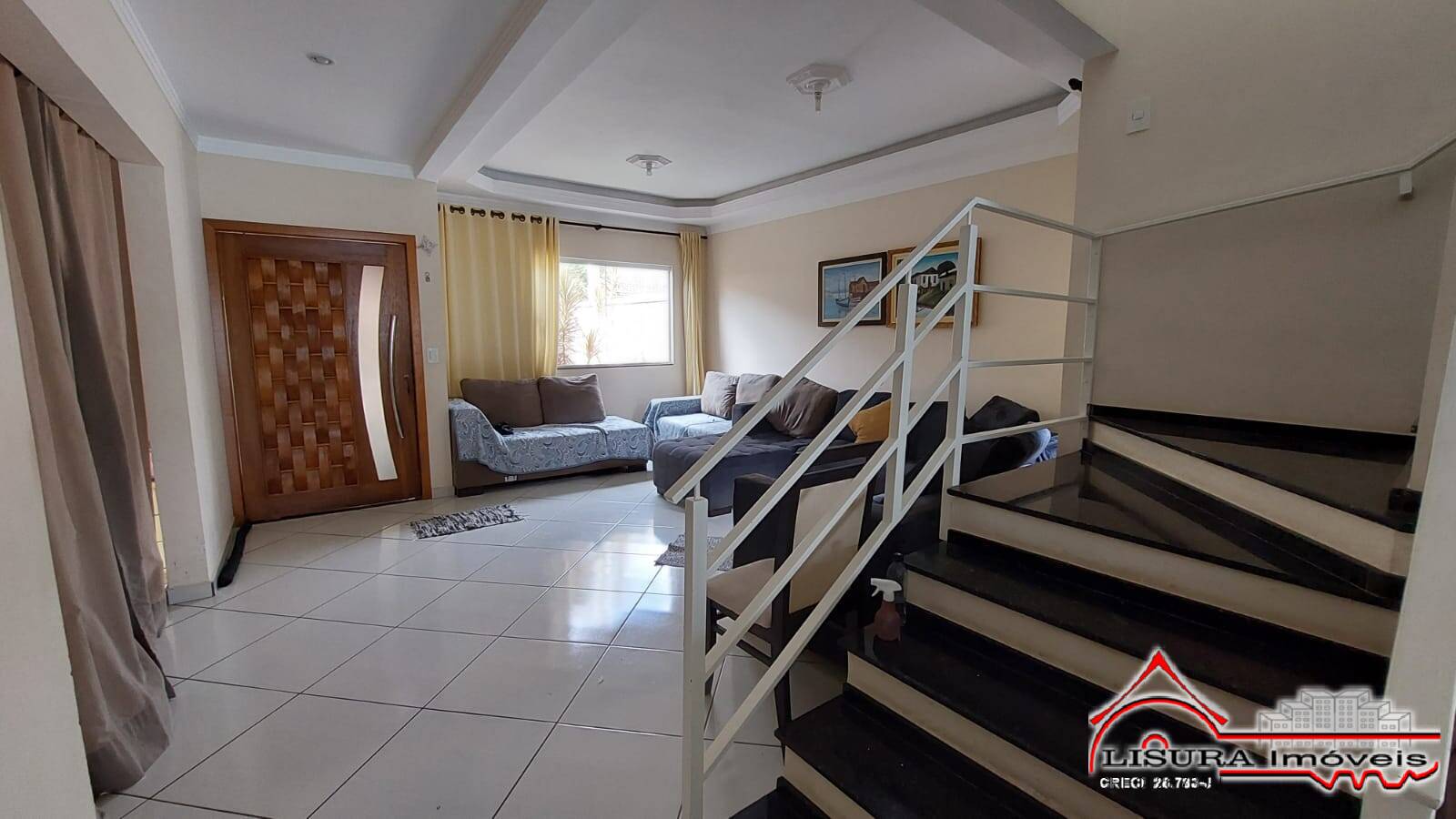 Casa à venda com 3 quartos, 210m² - Foto 6