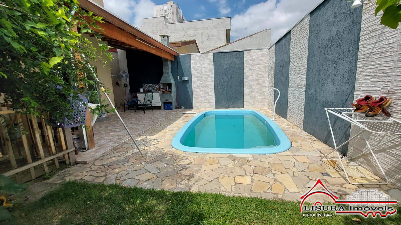 Casa à venda com 3 quartos, 210m² - Foto 18