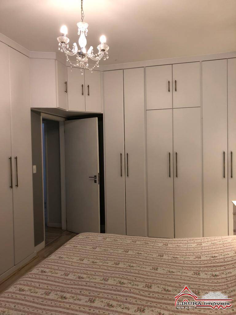 Casa à venda com 5 quartos, 237m² - Foto 16