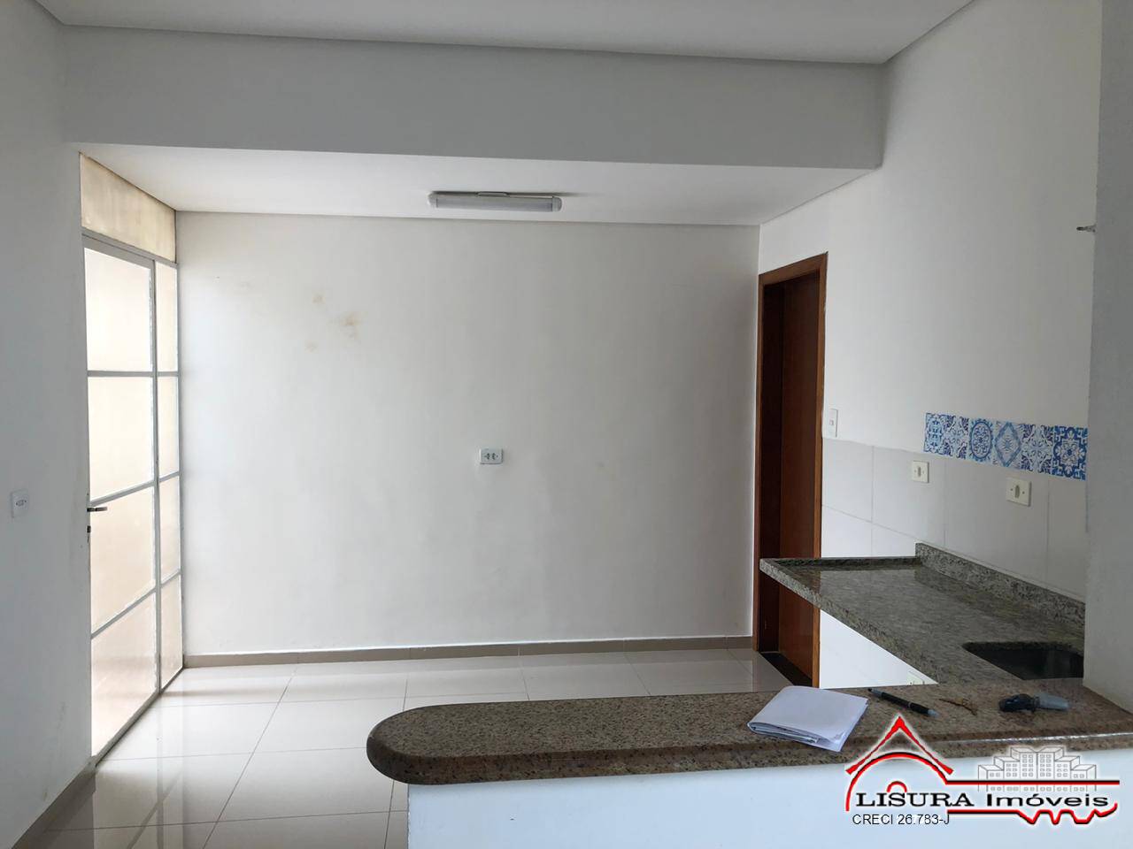 Casa à venda com 3 quartos, 145m² - Foto 4