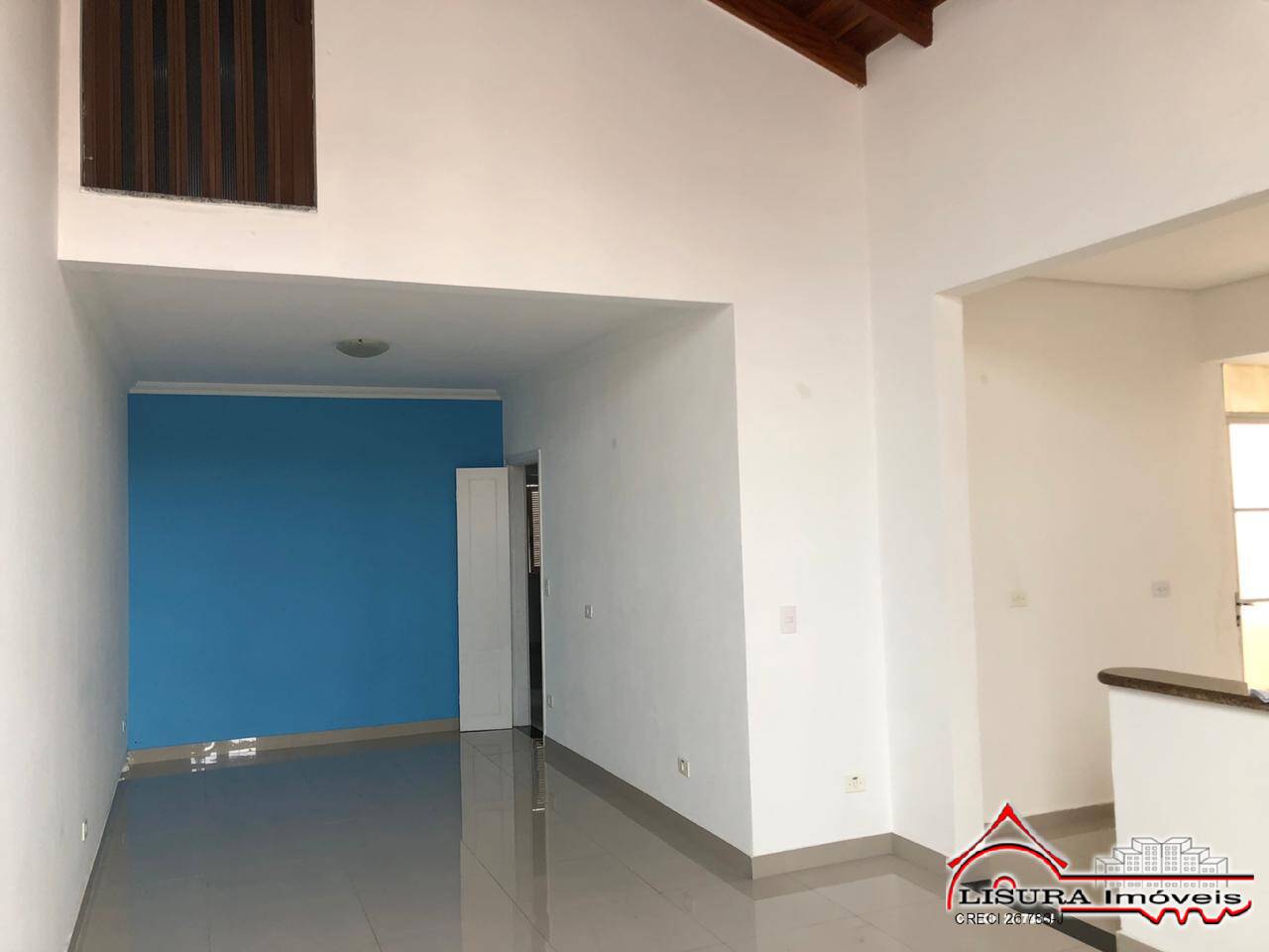 Casa à venda com 3 quartos, 145m² - Foto 2