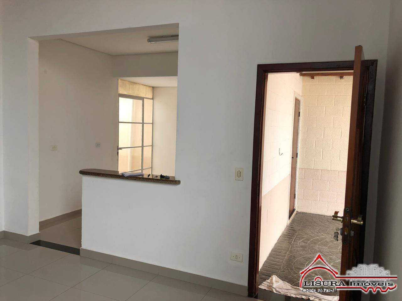 Casa à venda com 3 quartos, 145m² - Foto 3