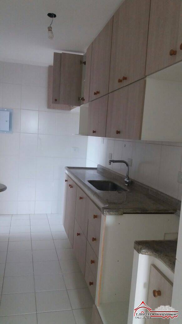 Apartamento para alugar com 3 quartos, 86m² - Foto 5