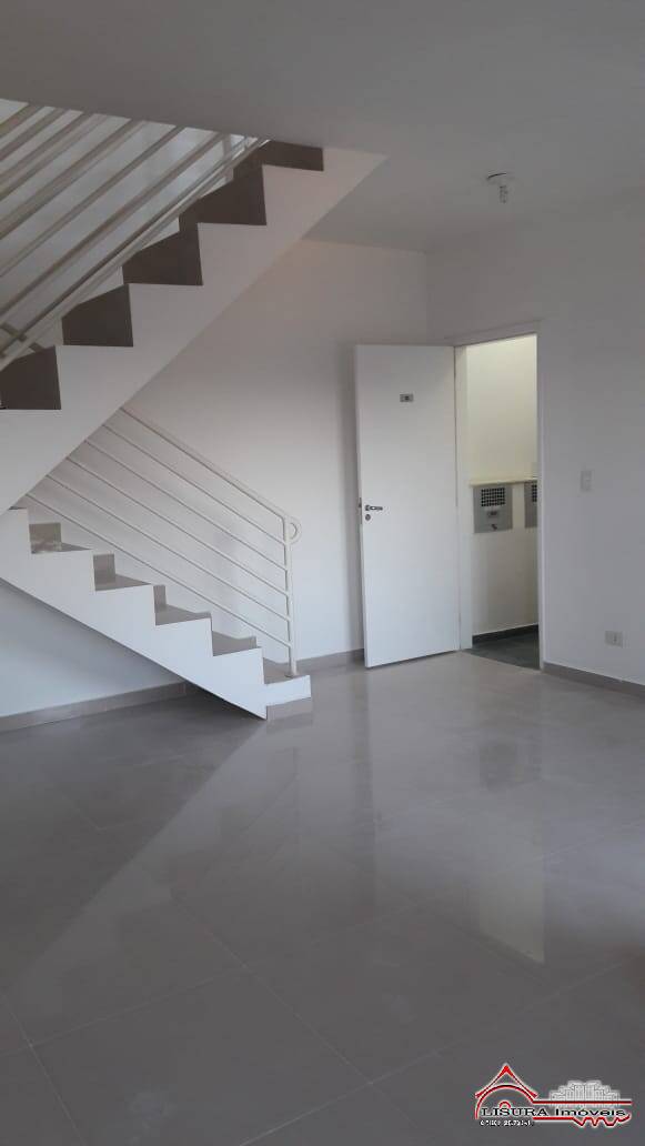 Apartamento para alugar com 2 quartos, 153m² - Foto 2