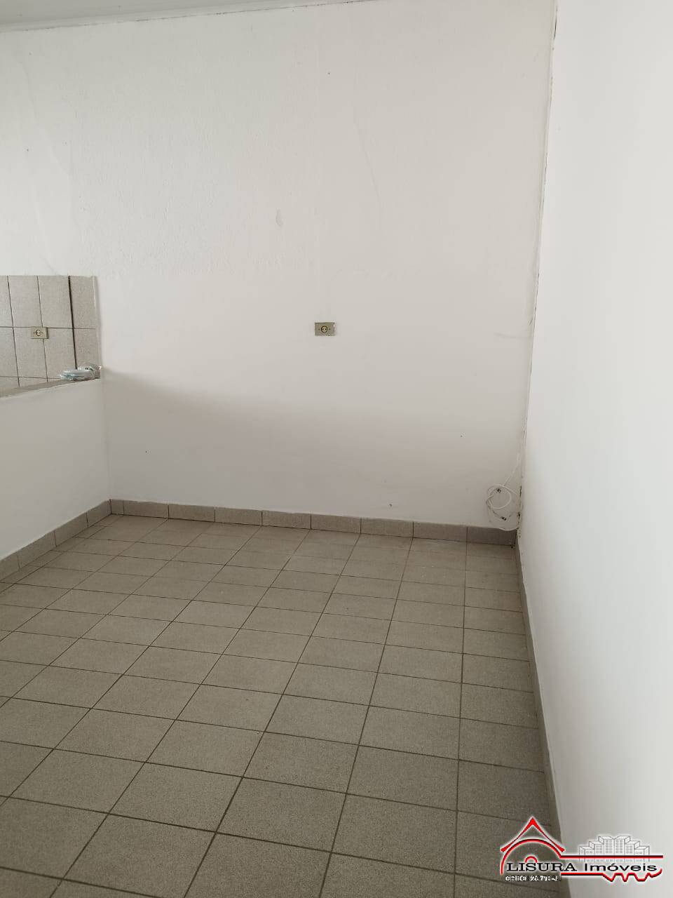 Casa para alugar com 1 quarto, 30m² - Foto 4