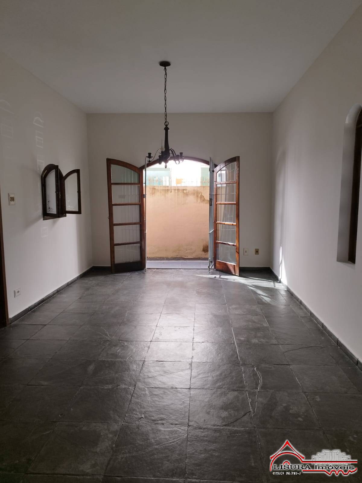 Casa para alugar com 3 quartos, 197m² - Foto 18