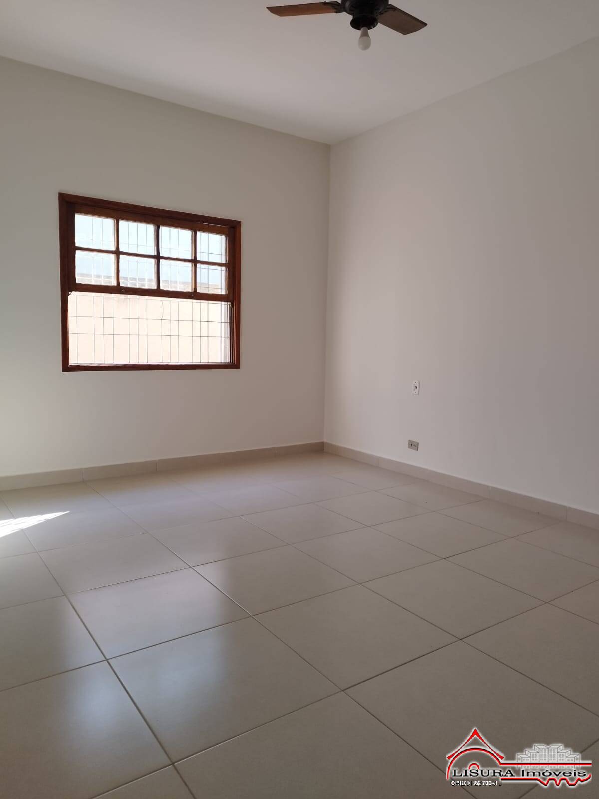 Casa para alugar com 3 quartos, 197m² - Foto 25