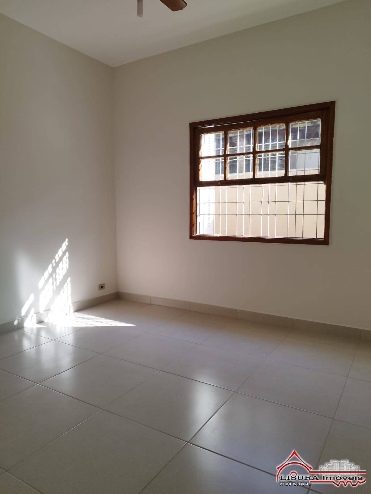 Casa para alugar com 3 quartos, 197m² - Foto 26