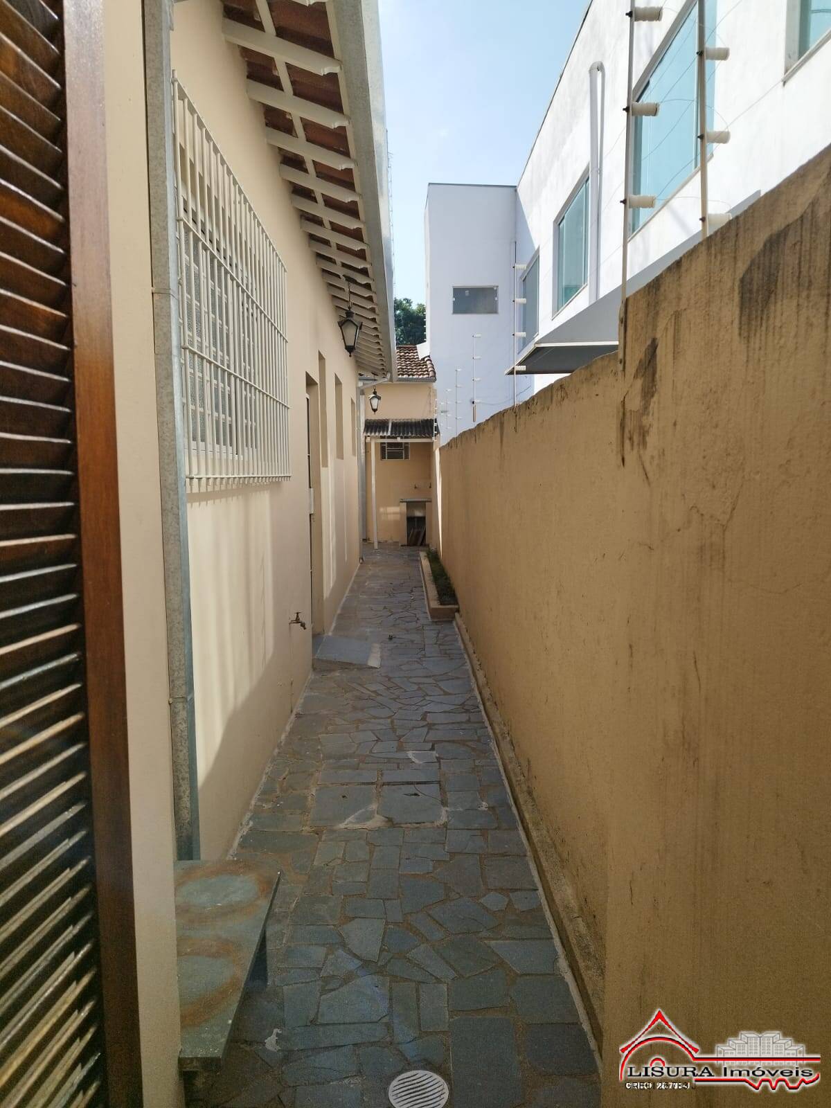 Casa para alugar com 3 quartos, 197m² - Foto 42