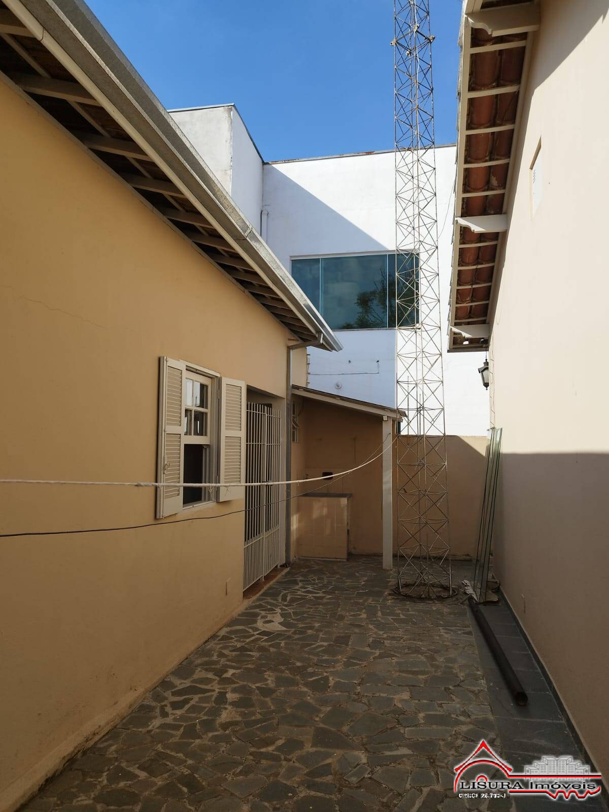 Casa para alugar com 3 quartos, 197m² - Foto 43