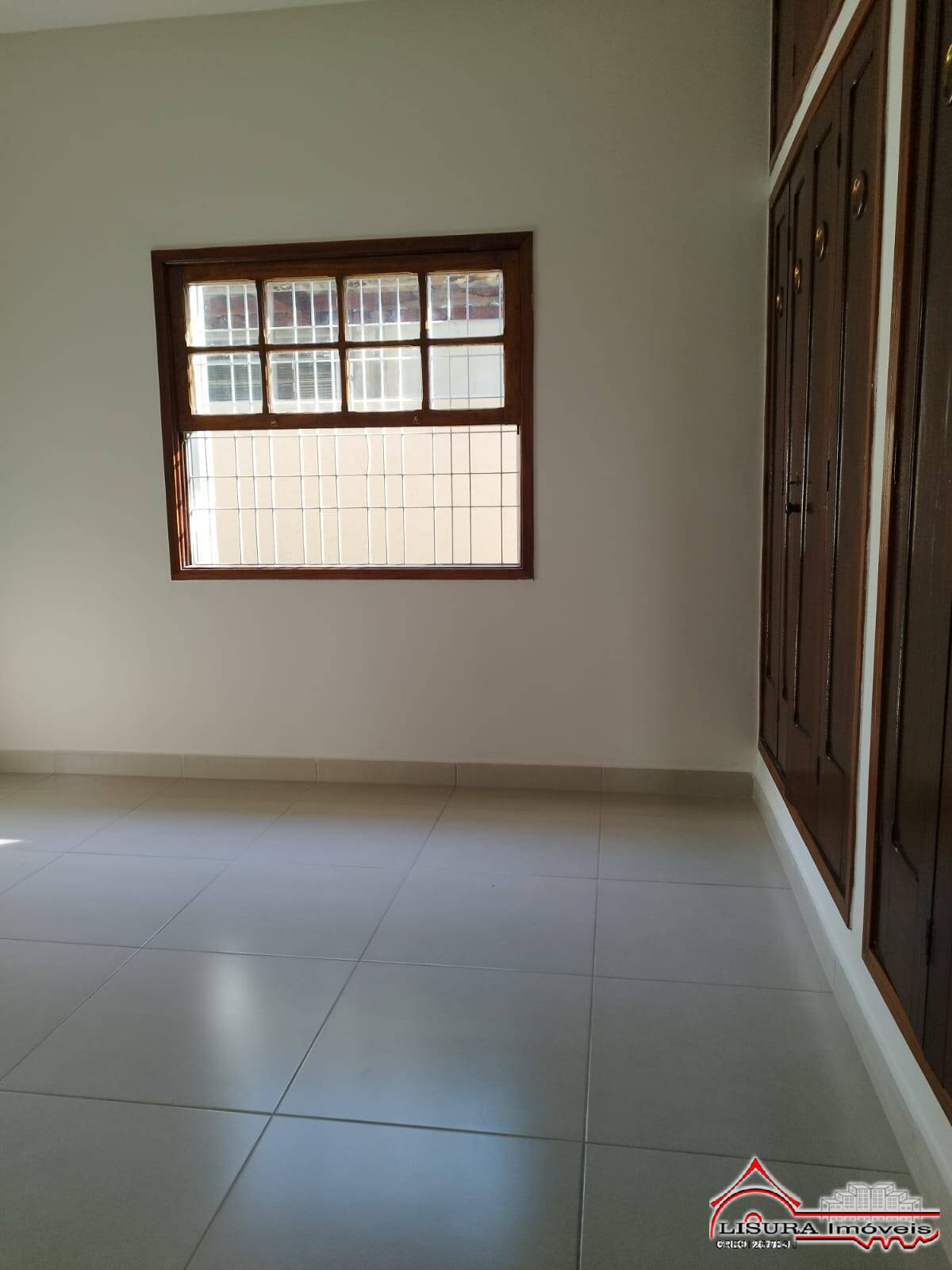 Casa para alugar com 3 quartos, 197m² - Foto 32