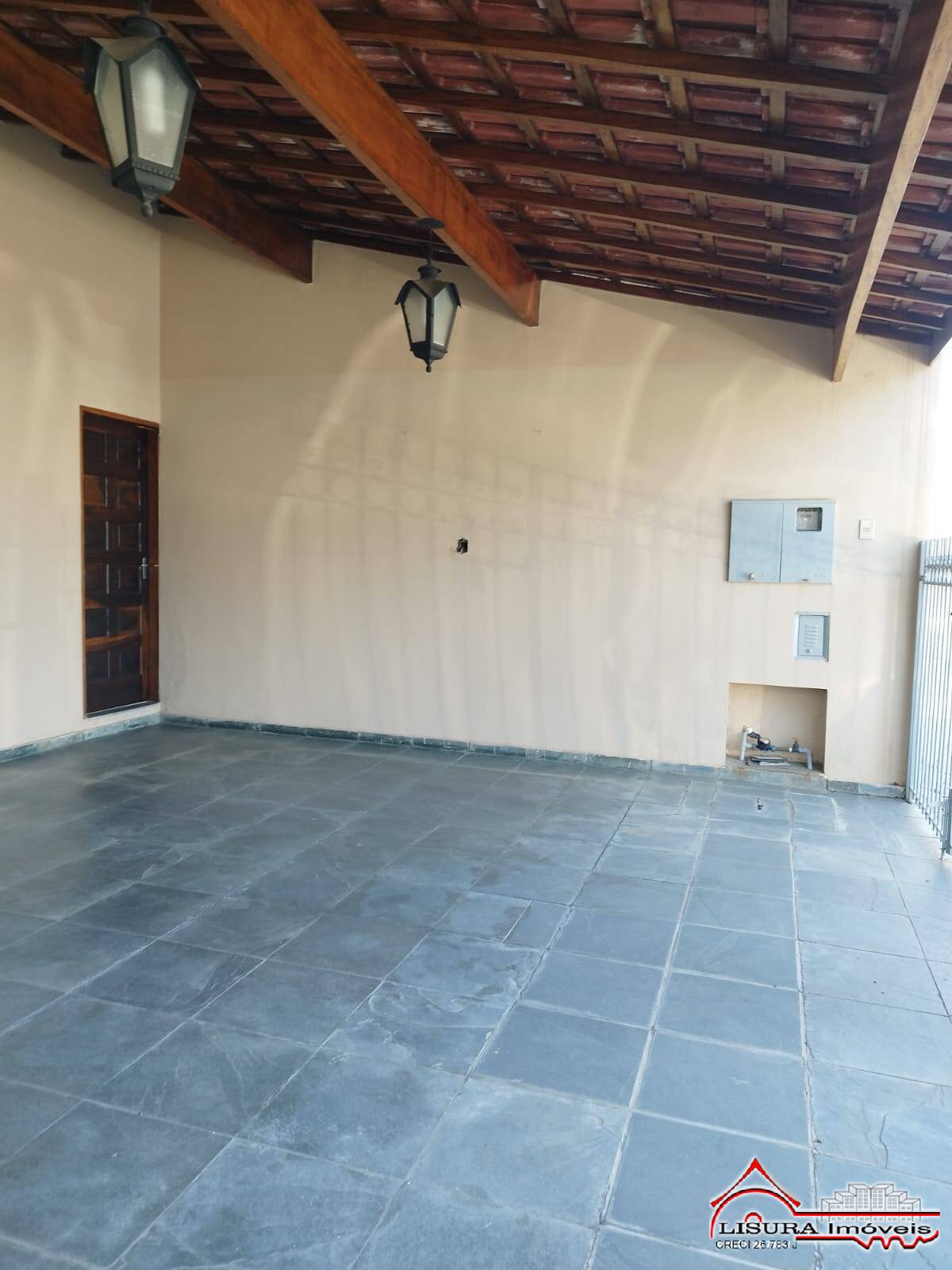 Casa para alugar com 3 quartos, 197m² - Foto 7