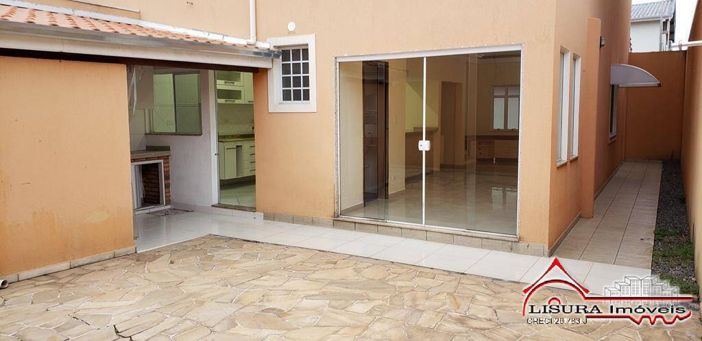 Casa de Condomínio para alugar com 3 quartos, 161m² - Foto 17