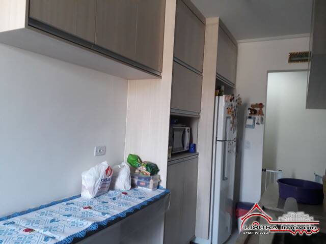 Apartamento à venda com 2 quartos, 64m² - Foto 5