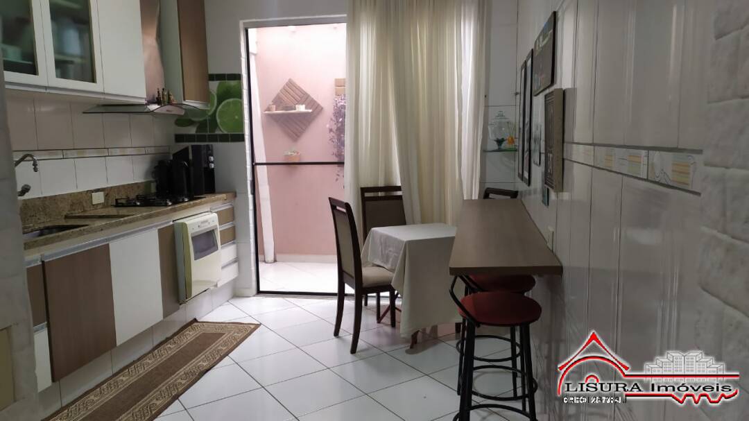 Casa à venda com 3 quartos, 192m² - Foto 13