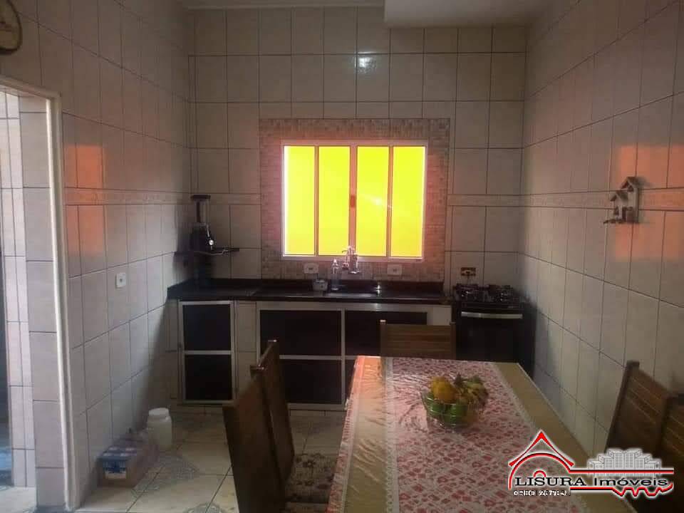 Casa à venda com 4 quartos, 147m² - Foto 8