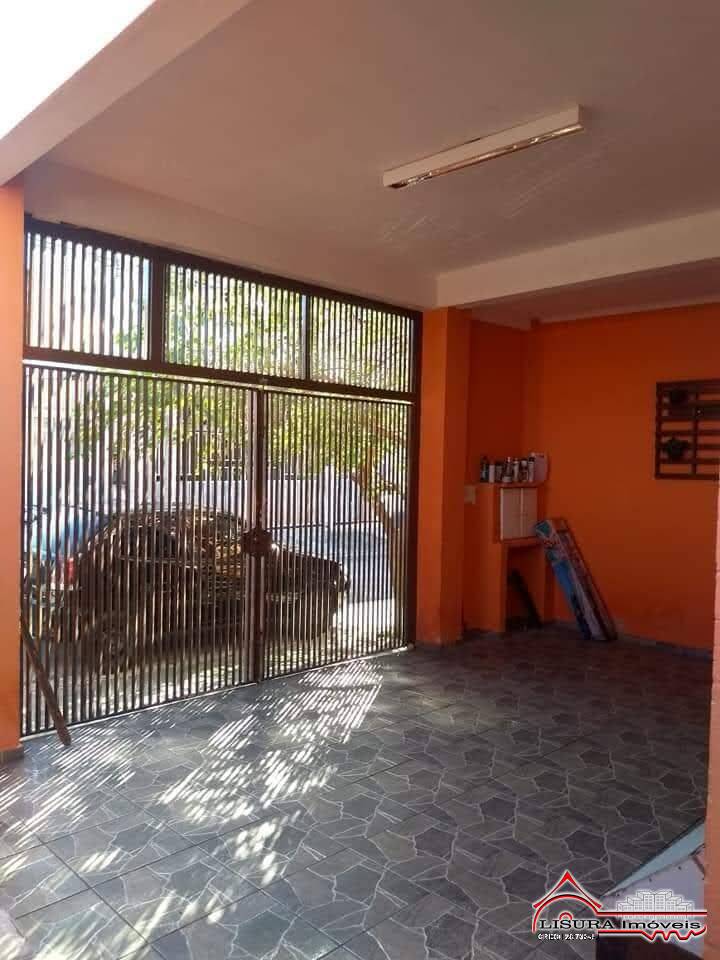 Casa à venda com 4 quartos, 147m² - Foto 4