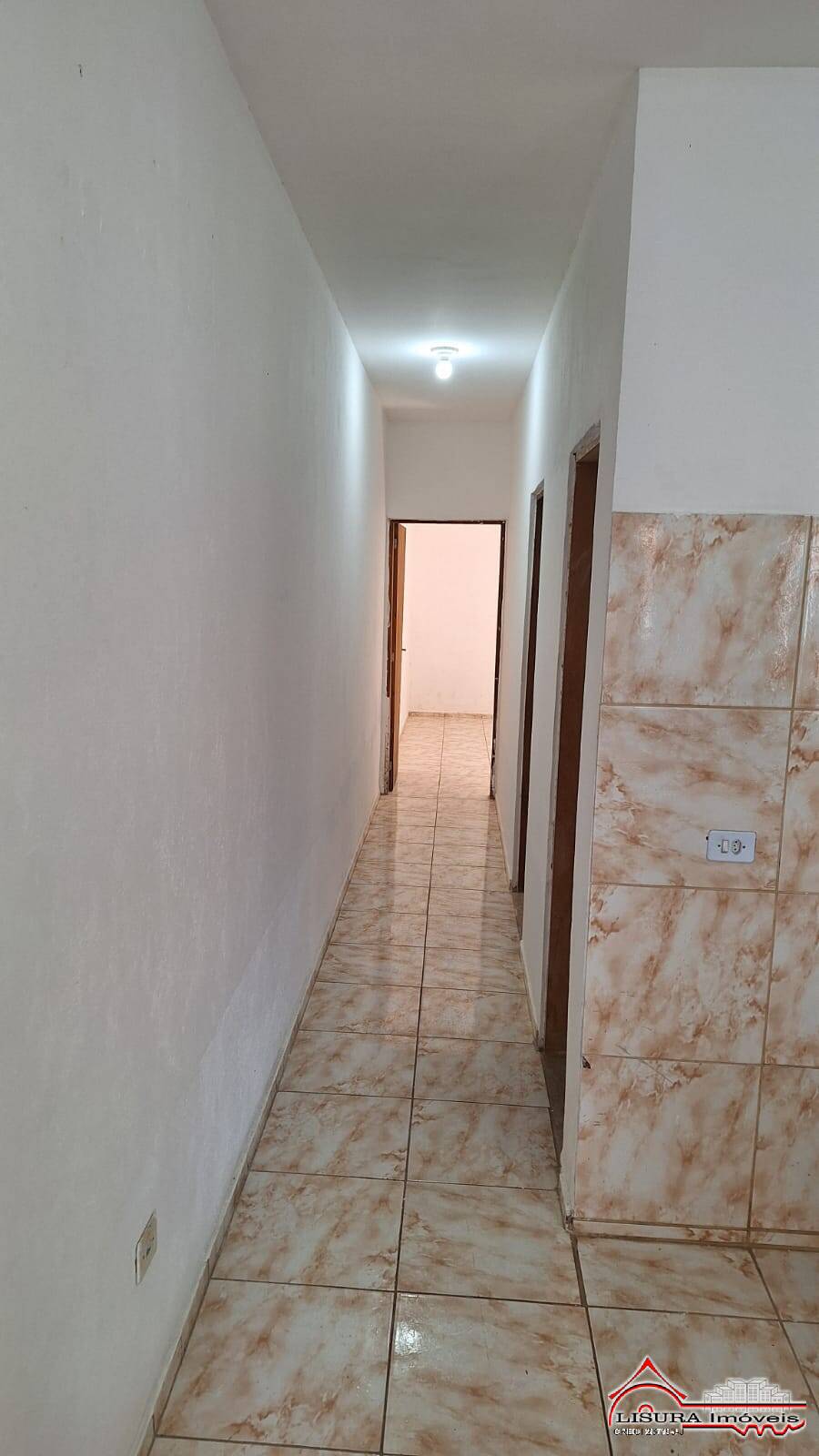 Casa para alugar com 2 quartos, 74m² - Foto 14