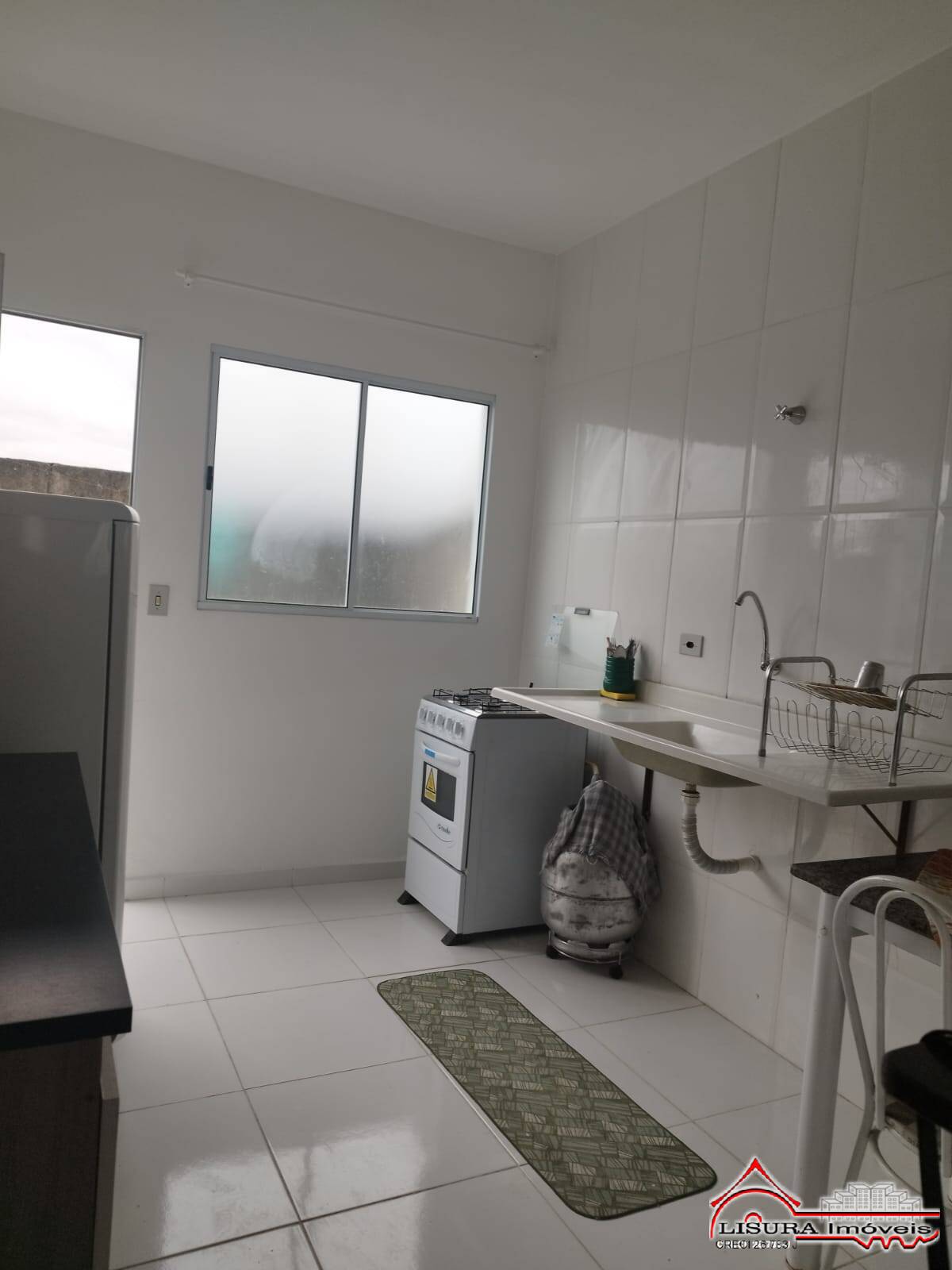 Casa de Condomínio para alugar com 3 quartos, 72m² - Foto 16