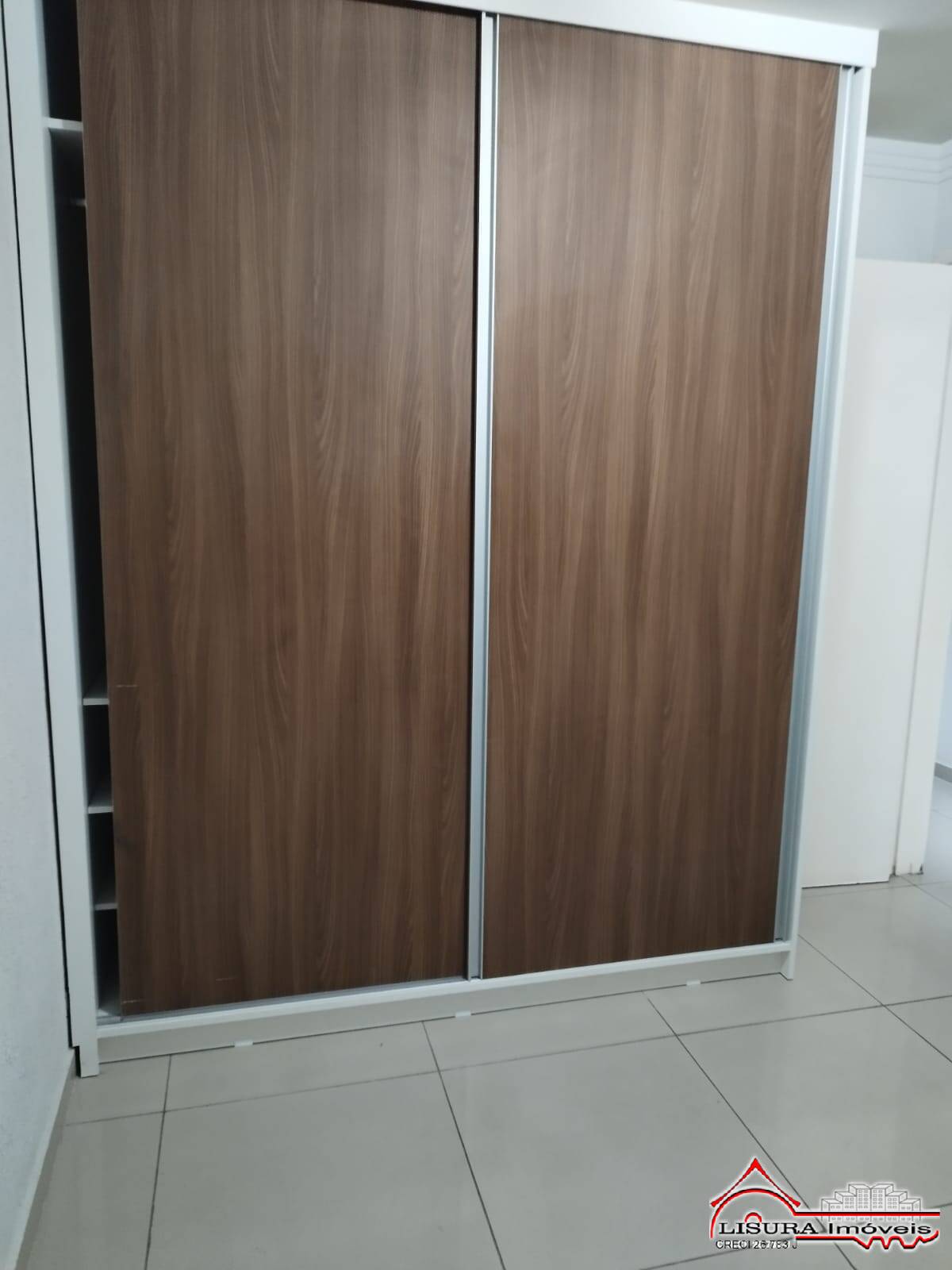 Apartamento para alugar com 2 quartos, 45m² - Foto 11