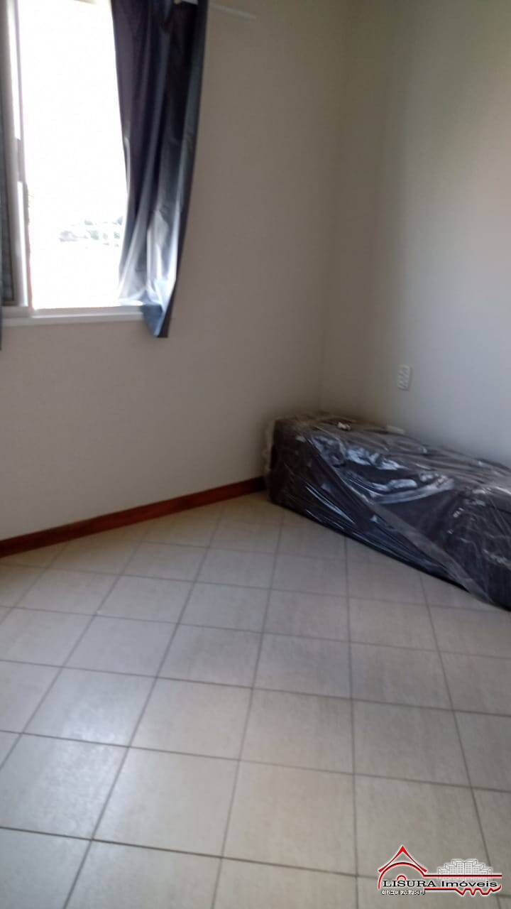 Apartamento para alugar com 2 quartos, 65m² - Foto 3