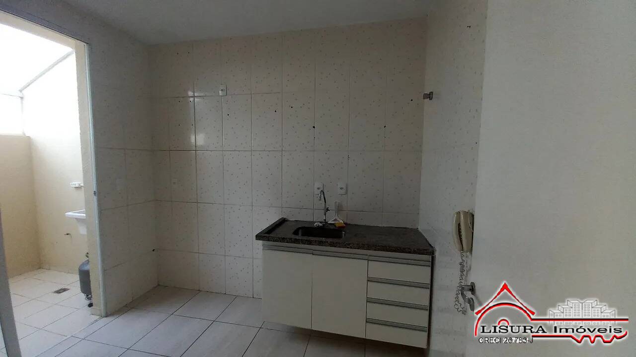 Casa de Condomínio para alugar com 2 quartos, 74m² - Foto 4