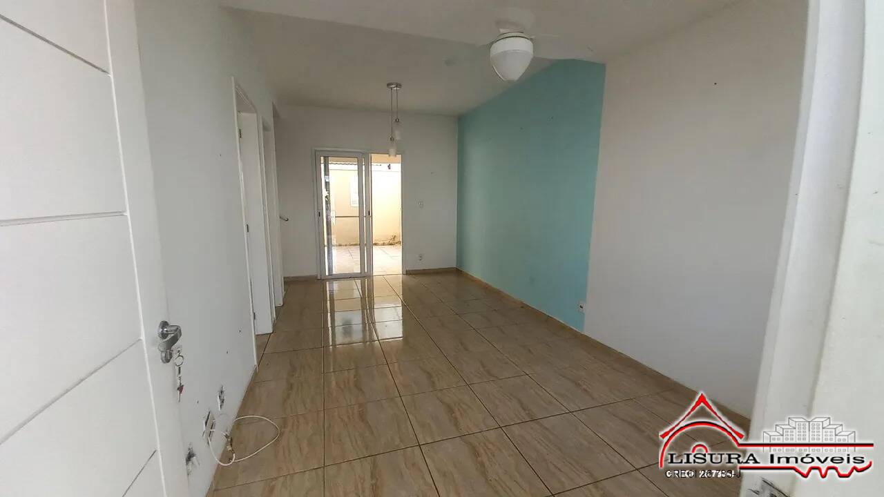 Casa de Condomínio para alugar com 2 quartos, 74m² - Foto 2