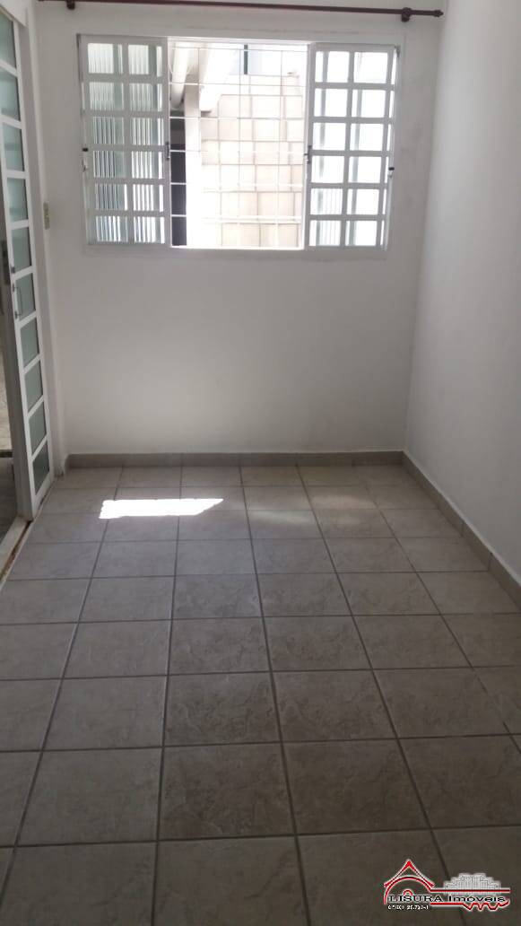 Casa para alugar com 3 quartos, 1m² - Foto 15