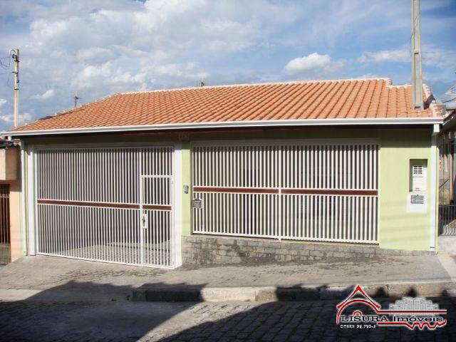 Casa à venda com 5 quartos, 200m² - Foto 3