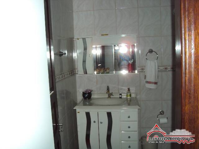 Casa à venda com 5 quartos, 200m² - Foto 14