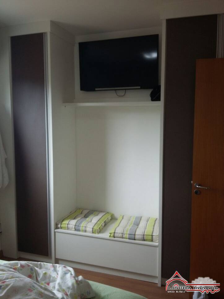 Apartamento à venda com 3 quartos, 76m² - Foto 3