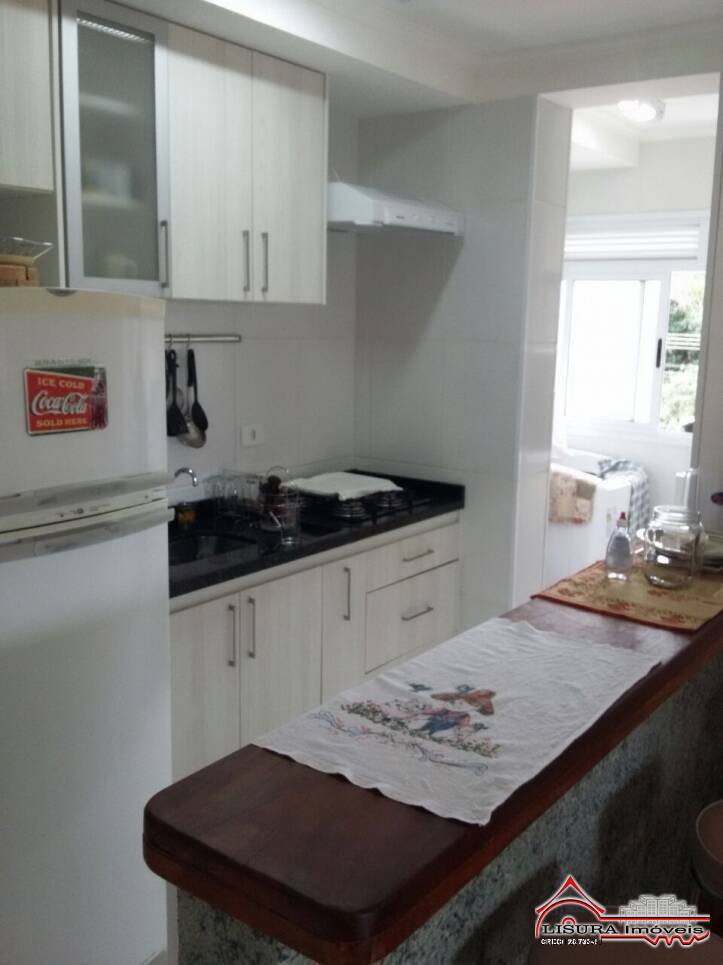 Apartamento à venda com 3 quartos, 76m² - Foto 5