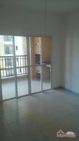 Apartamento à venda com 3 quartos, 80m² - Foto 2