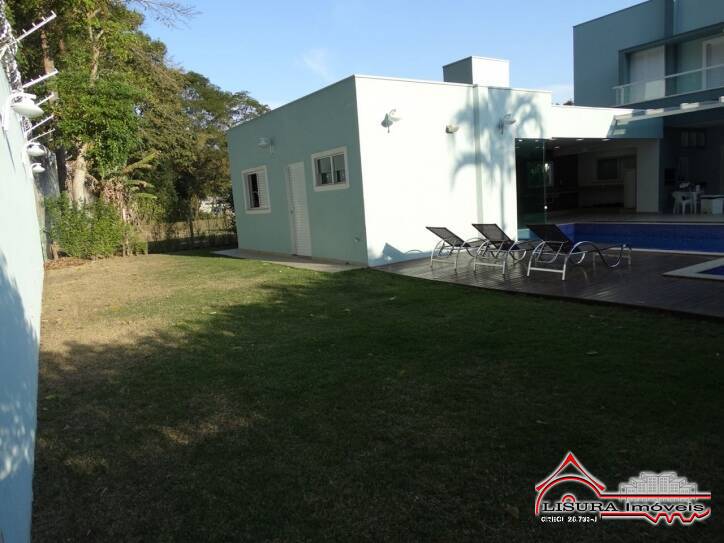 Casa de Condomínio à venda com 4 quartos, 410m² - Foto 31